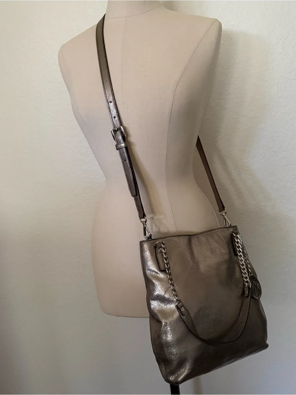 Michael Kors Handbag/Crossbody Bag~Silver